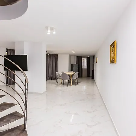 Apartment мезонет пасажио *